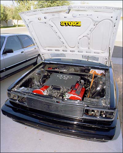 UrQV83.jpg (51862 bytes)